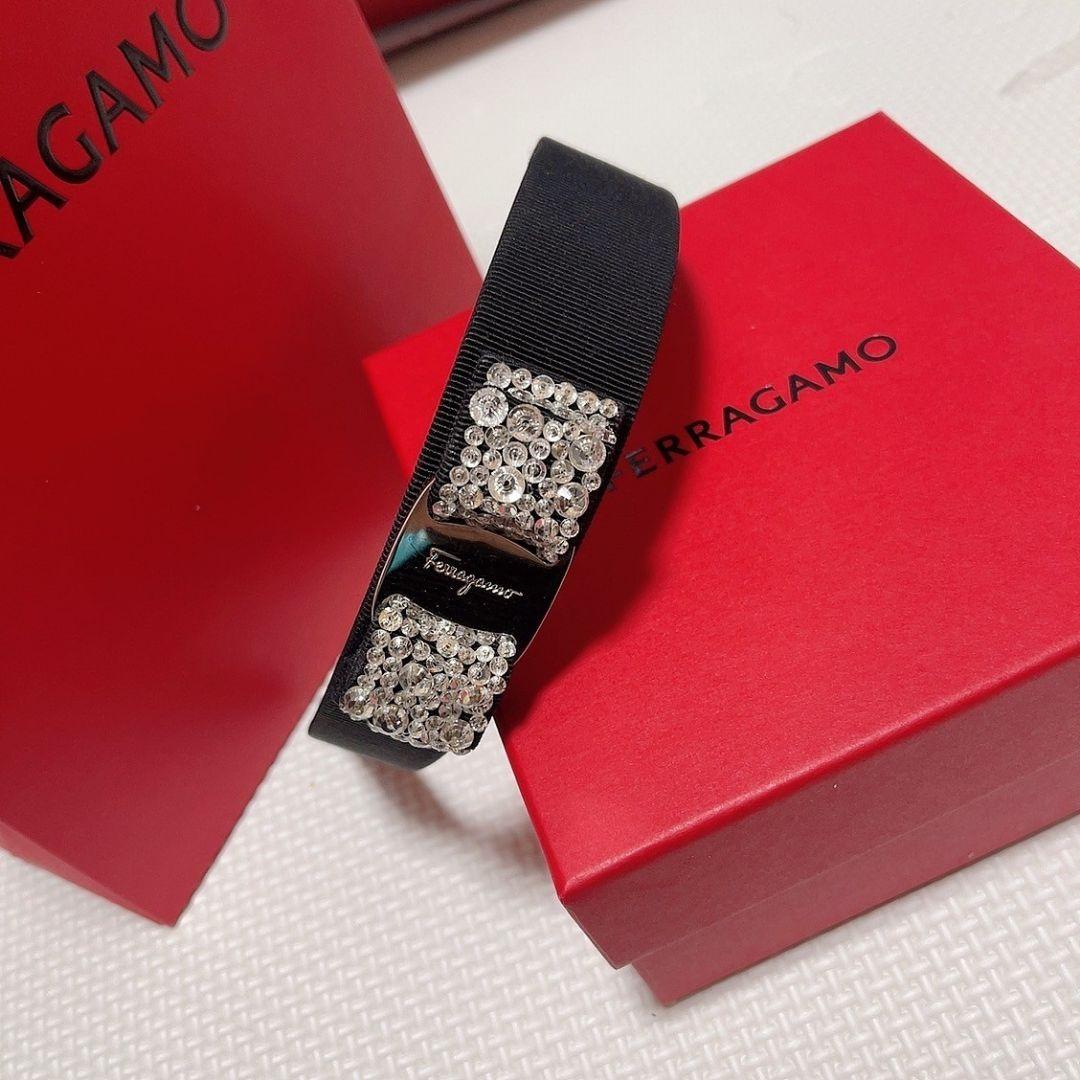 美品　ferragamo フェラガモ　カチューシャ　ビジュー　ストーン　ビジュー