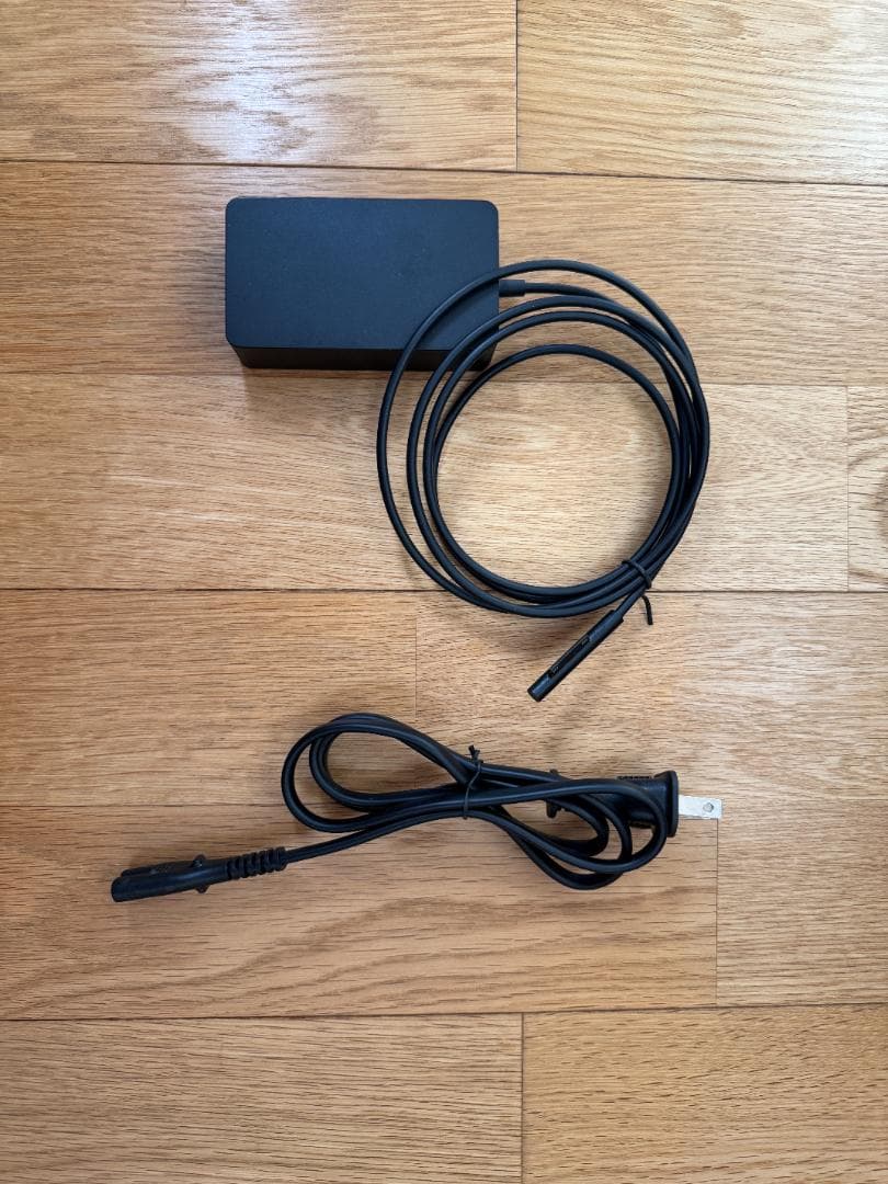 Microsoft Surface Pro8 プラチナ 附属完備 箱付 美品