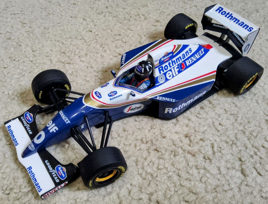 1/18 ミニチャンプス ウィリアムズ ルノー FW16 A.セナ D.ヒル