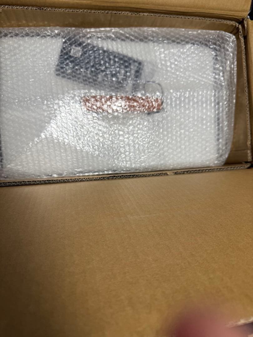 INV5811STP シルバー 70L キャリーケース　イノベーター