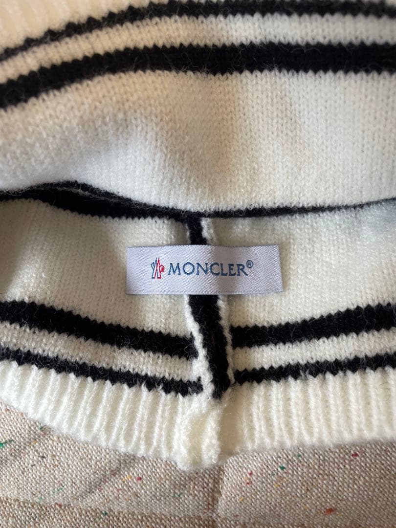 MONCLER ホワイト・ネイビー ニット帽 ビーニー