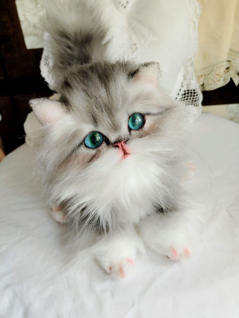 ミヌエット子猫ちゃん♡美人さん♡アートドール♡ぬいぐるみ♡大きめサイズ♡