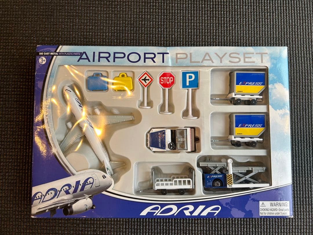 ぽんちゃんさん専用 ADRIA 空港プレイセット