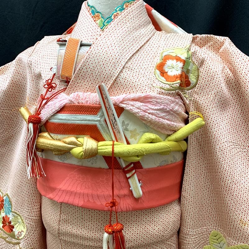 511ag14□七五三 七歳 女児 着物&袋帯 総刺繍 松 丸文 オフホワイト□