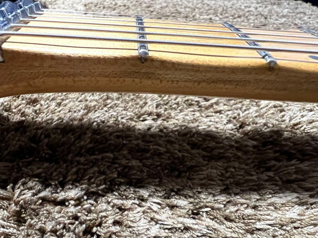 Anboy DN-50M？　スキャロップ指板