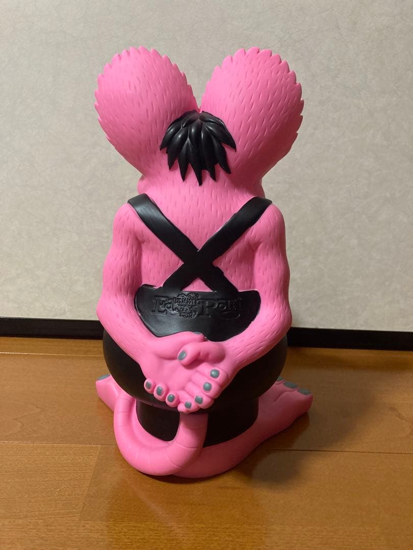 専用ページ ラットフィンク BIGフィギュア ピンク＆ブラック 新品 匿名配送