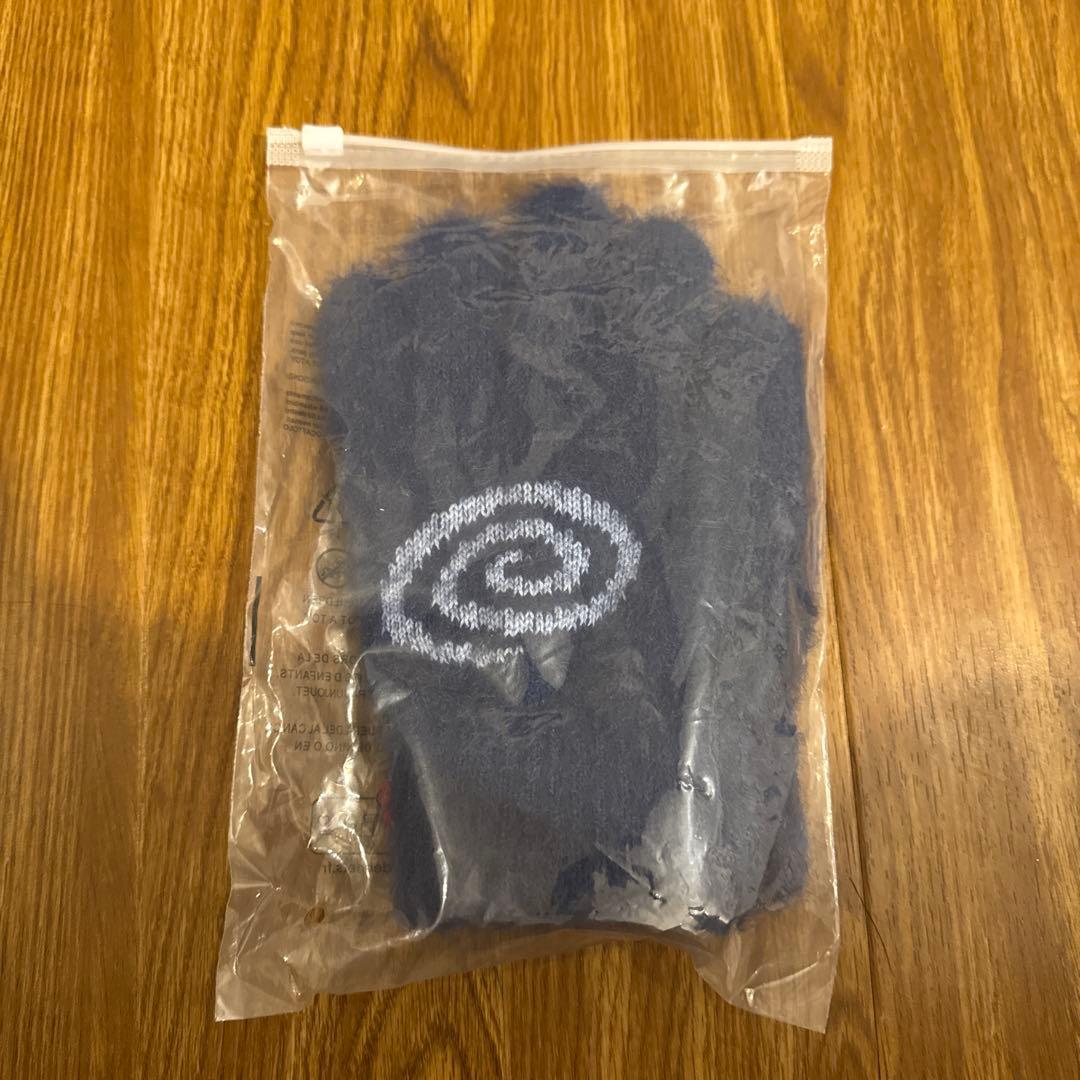 即完売！soonerorlater GuruGuru Hairy Gloves