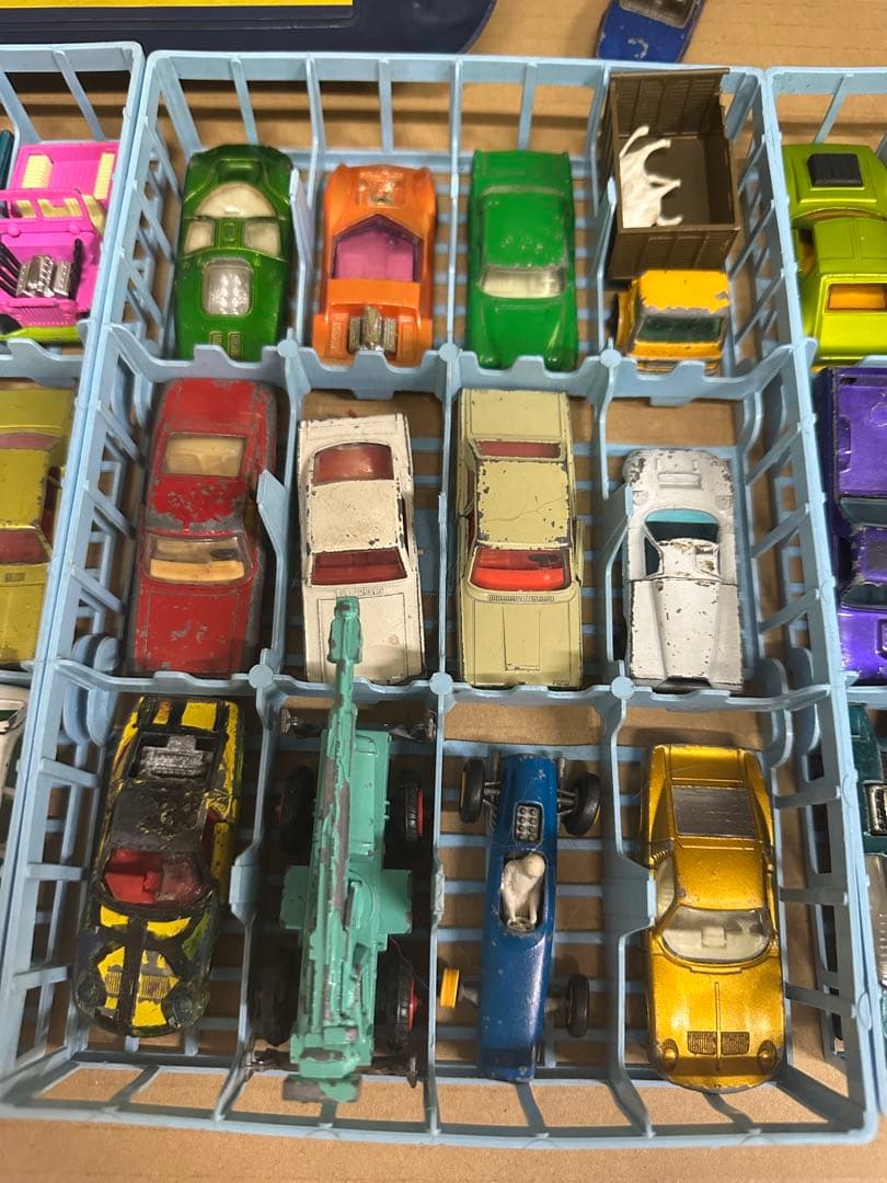 希少 MATCHBOX . HOTWHEELS 他 ミニカー 49台 ケース付