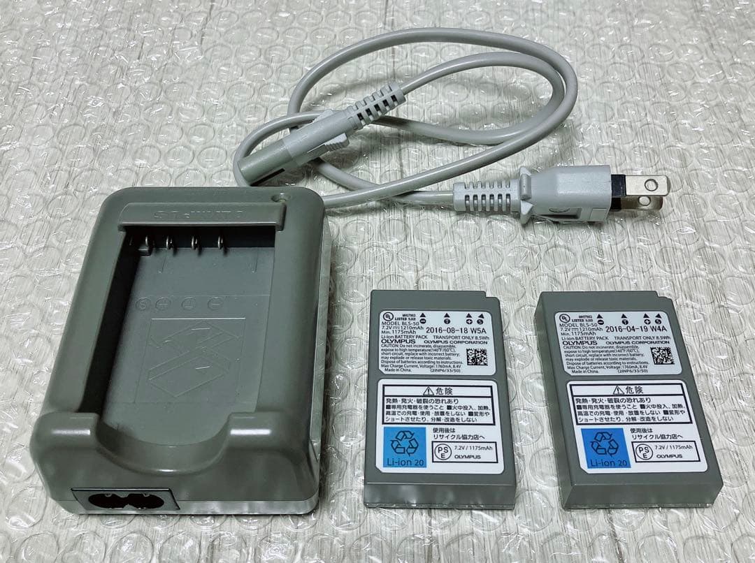 OLYMPUS PEN Lite E-PL7 ホワイト