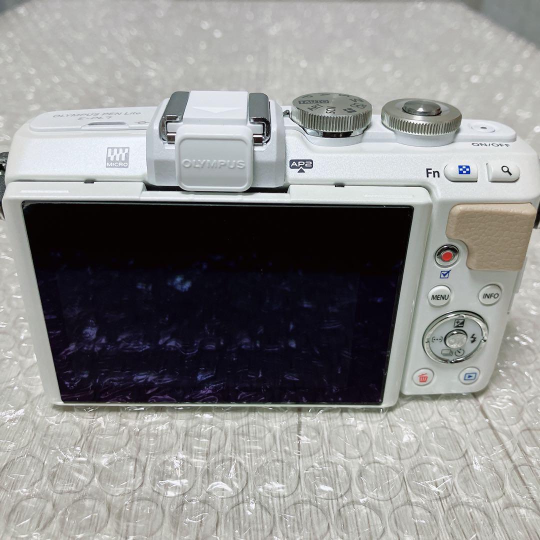 OLYMPUS PEN Lite E-PL7 ホワイト