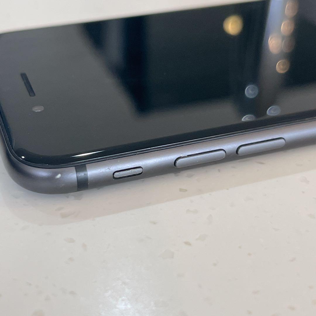 Apple iPhone 8 256GB 本体のみ　ブラック