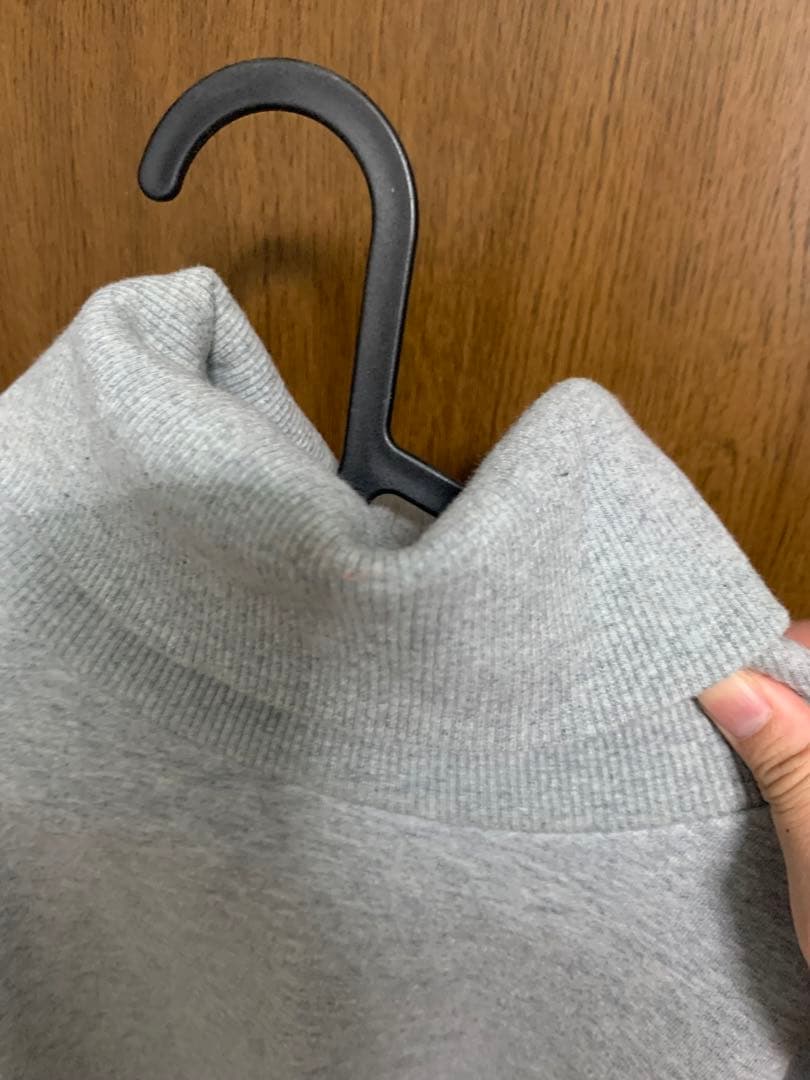 BTS テテ　V 着用　ボンボヤージュ　スウェット