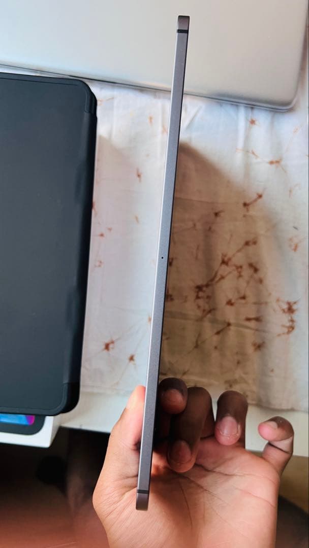 iPad Pro 11インチ 2世代Wi-Fi + Cellular 256GB