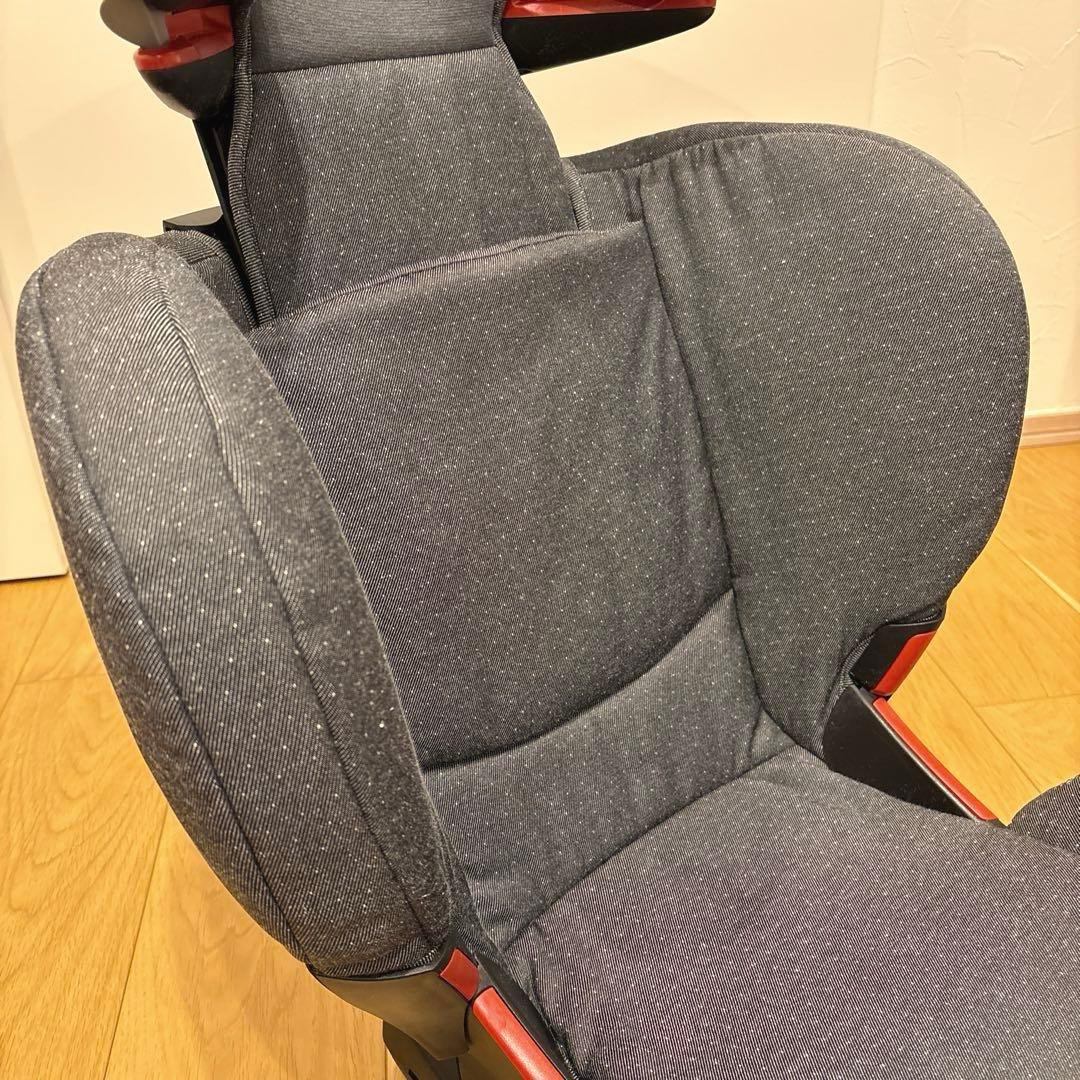 マキシコシ ロディフィックス ジュニアシート 　(4歳〜12歳)