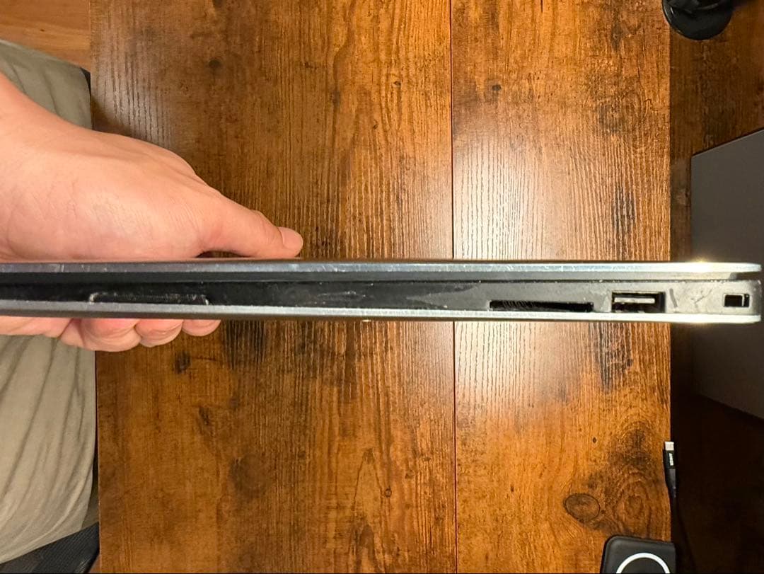 Dell XPS 13 i5/8GB/256GB US配列バッテリー新品付属完備