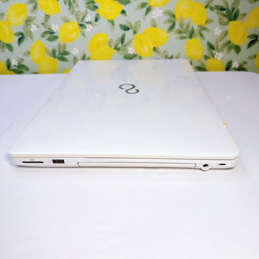 ❤️新品SSD❤️ Windows11❤️ネットや事務に❤️初心者向けすぐ使える❤️