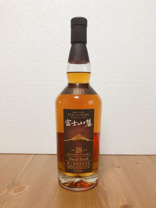 富士山麗　18年　700ml