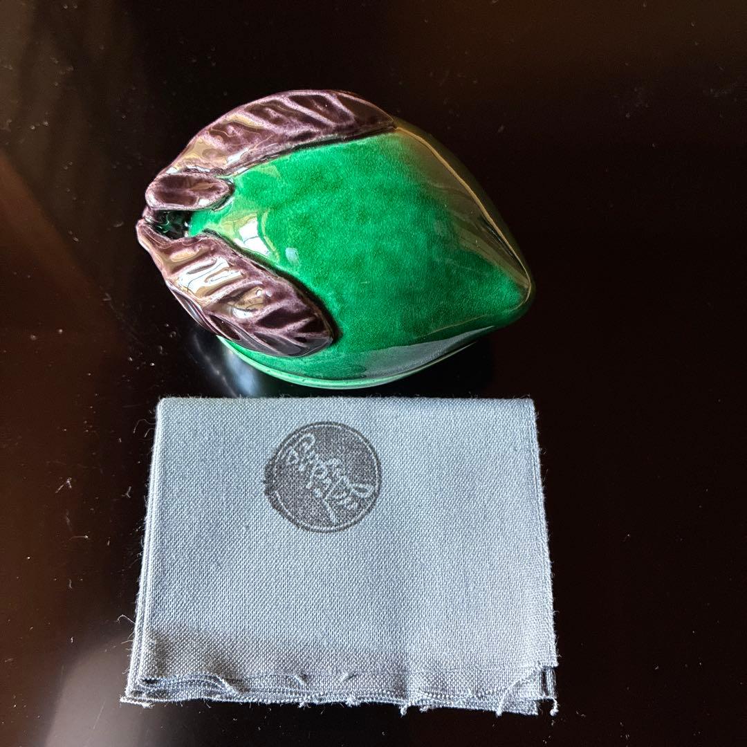 茶道　香合　\"桃\" 交趾