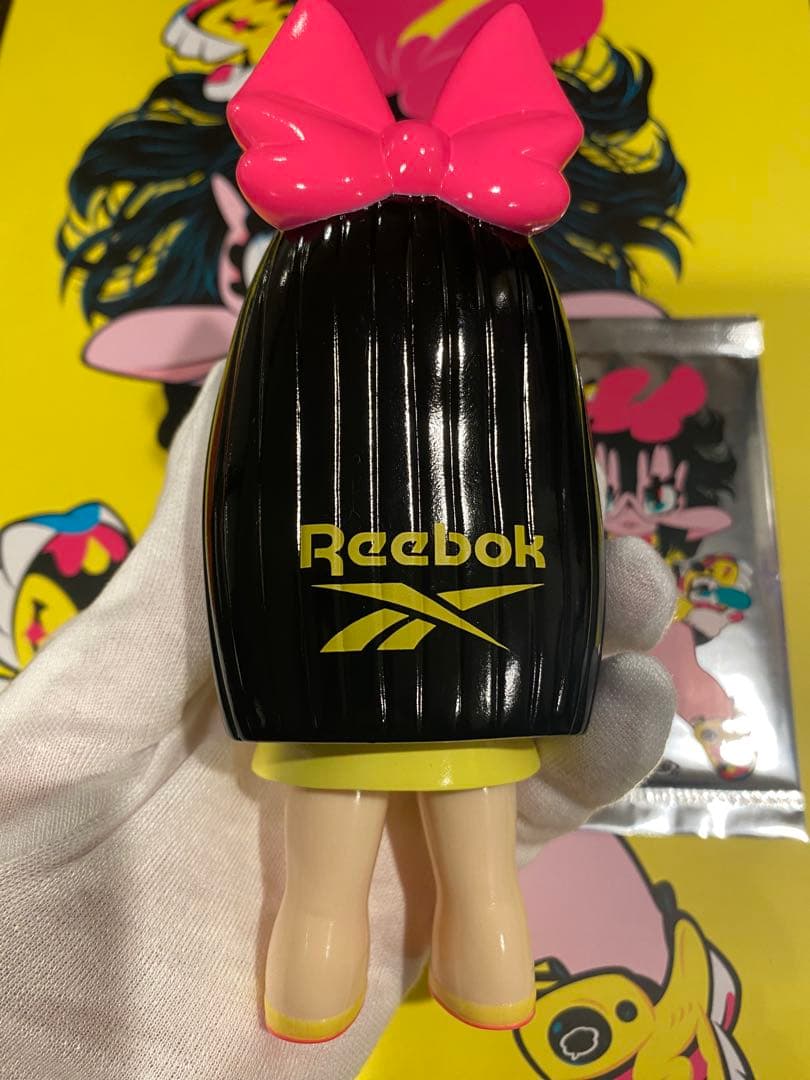 新品未使用　にぎるちゃんソフビ　Reebokコラボ