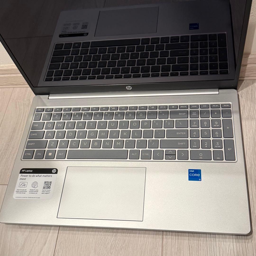 HP 15.6インチ タッチスクリーン ノートパソコン | 10コア