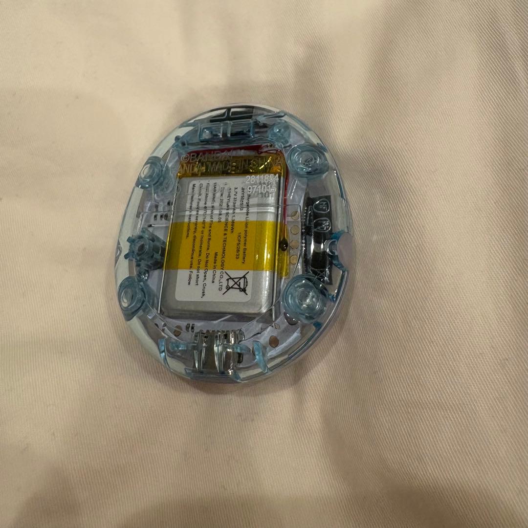 たまごっち Uni ユニ プリズム ホワイト