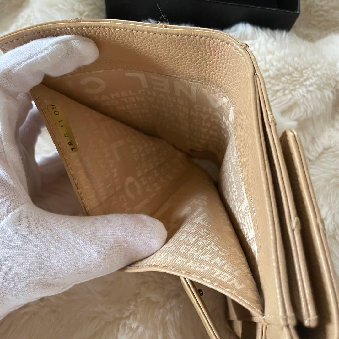 美品 CHANEL シャネル キャビアスキン 財布 ベージュ 正規
