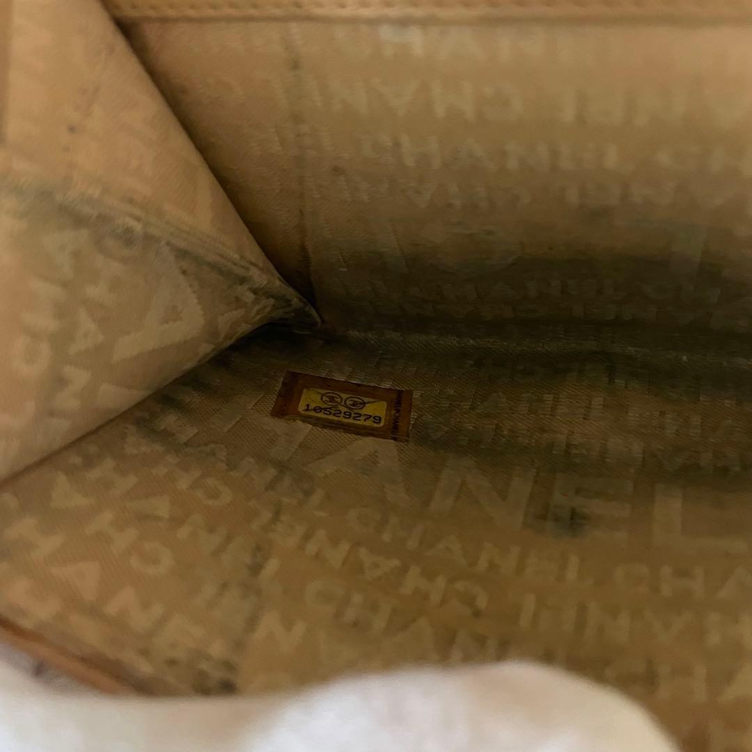 美品 CHANEL シャネル キャビアスキン 財布 ベージュ 正規