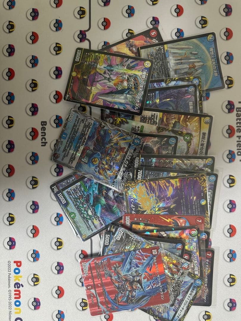 m*て様 デュエマ引退品130枚以上