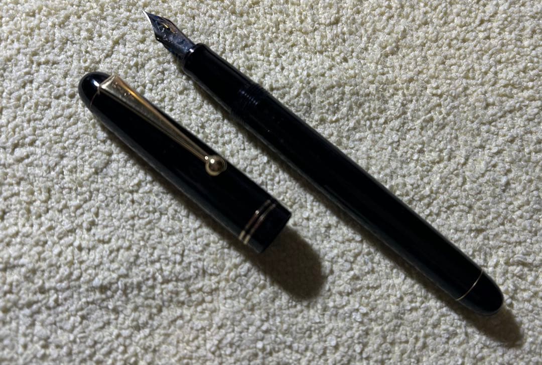Pilot 万年筆　　廃版Custom カスタム 67 黒軸 14k 585