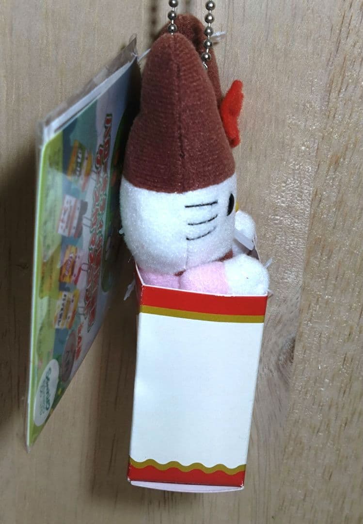 超激レア☆ハローキティ+明治製菓　アポロ　ケース付マスコット　2003年