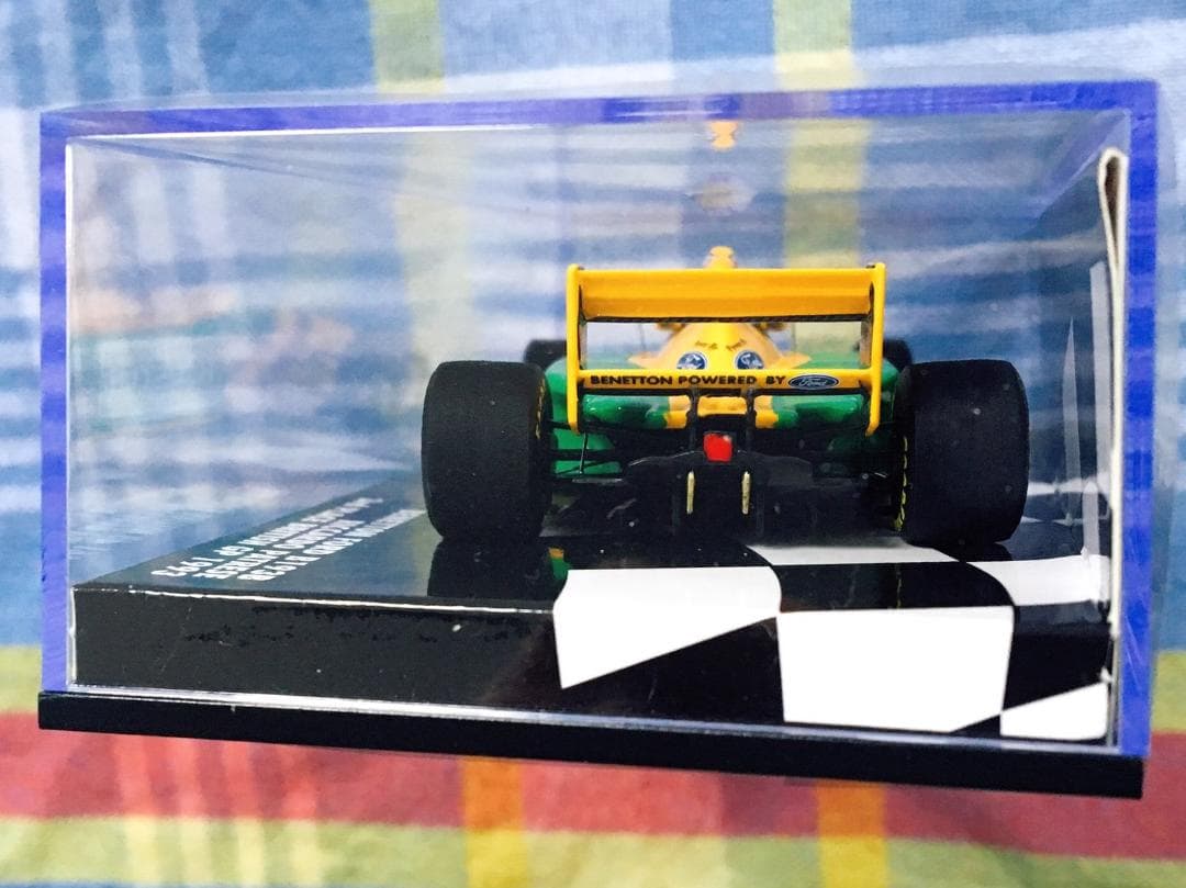 ミニチャンプス 1/43 ベネトン・フォード B193B パトレーゼ /200