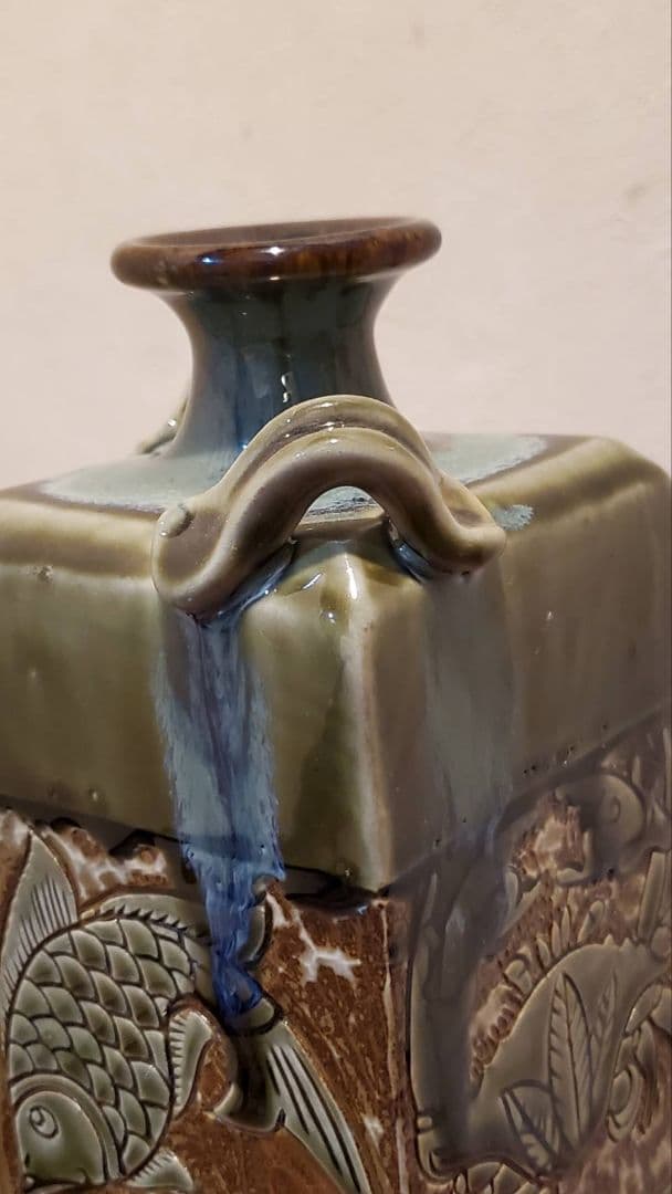 ②宮城三成 緑釉薬 角大壺 魚紋 蟹紋 烏賊紋 蛸紋