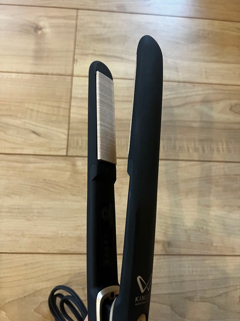 絹女　KINUJO ストレートアイロン