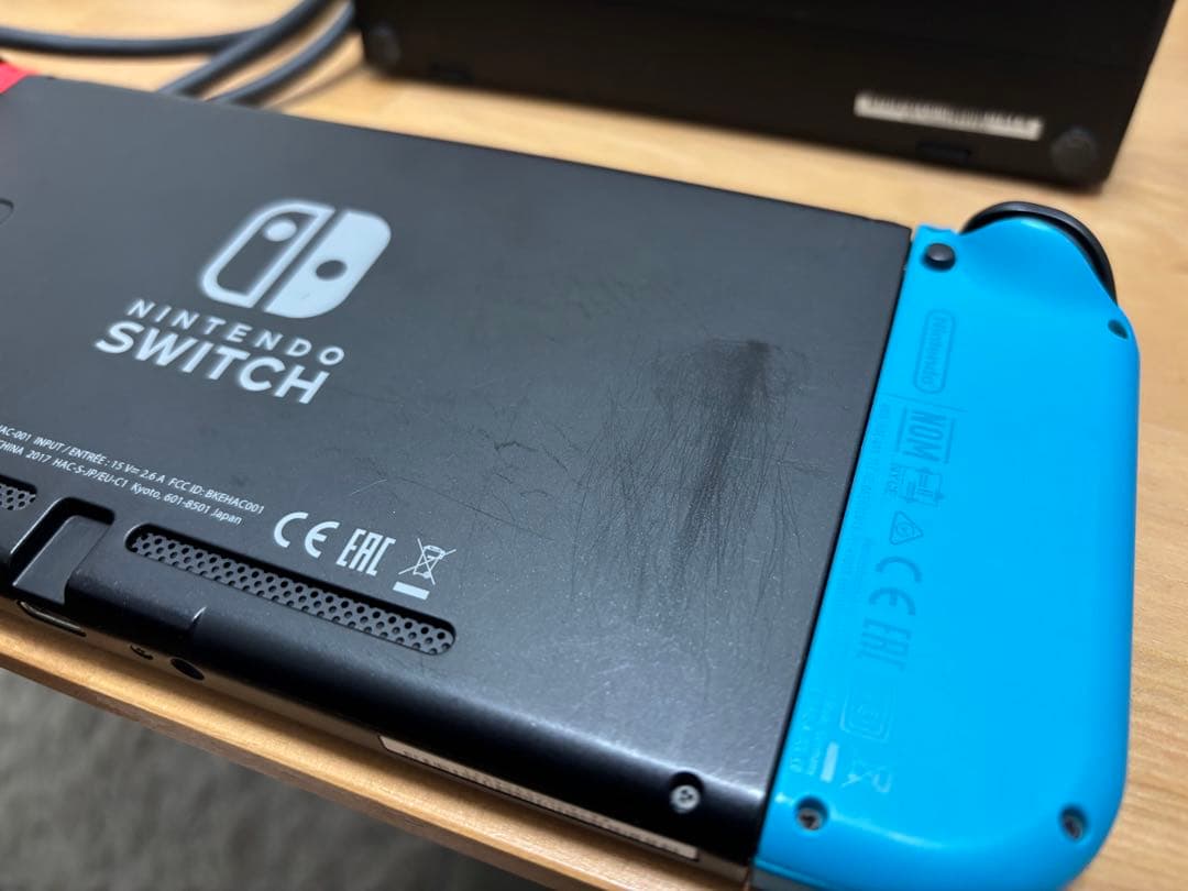 Nintendo Switch 本体 青/赤　コントローラー各種付き