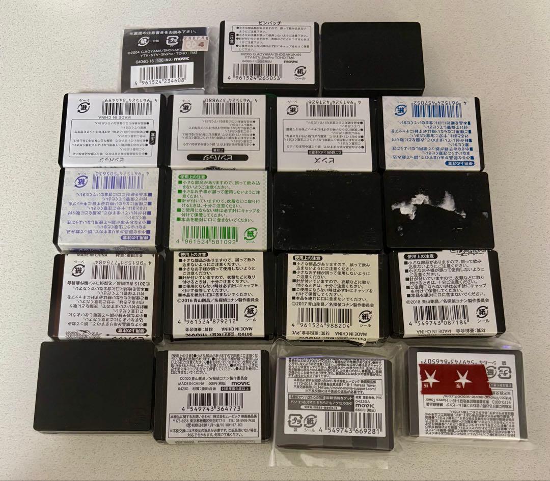 コナン　映画　ピンバッジ