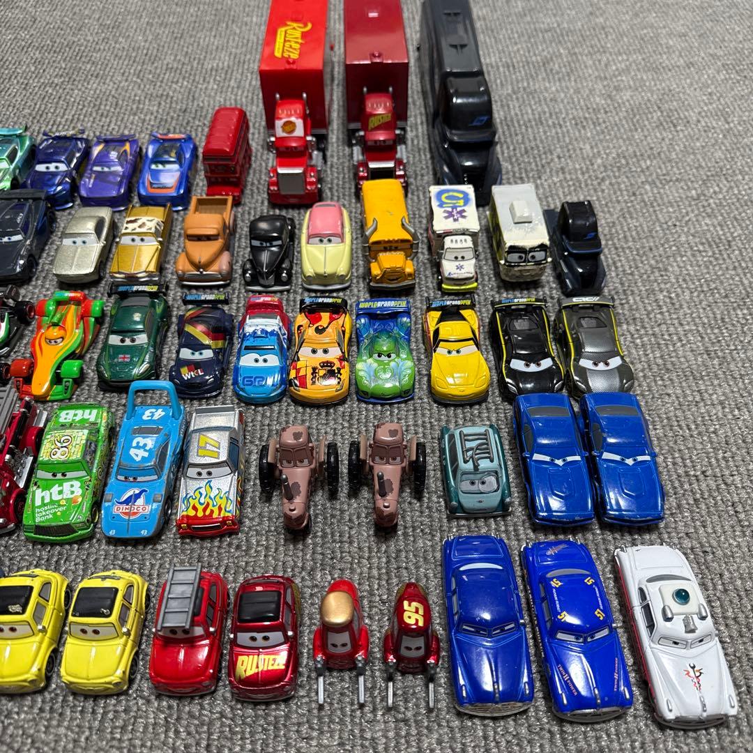 カーズ トミカ　ミニカー 大量 93台　ジャンク扱い
