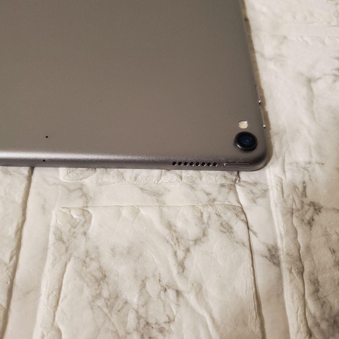 264 iPad Pro 10.5インチ 256GB Wi-Fi スペースグレイ