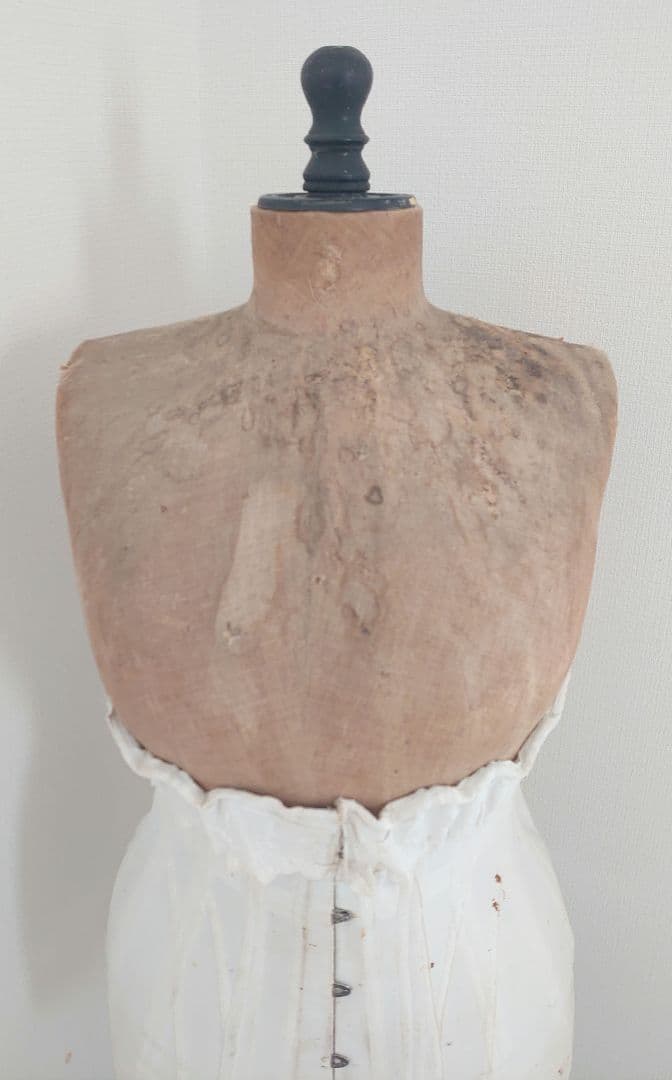 フレンチアンティーク　ブラックトルソー・コルセット