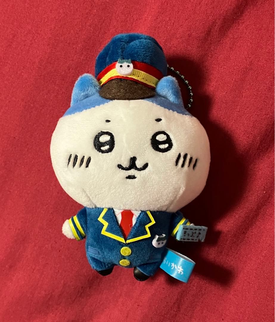 ハチワレ　駅員さんぬいぐるみ　ぶら下げマスコット　トーキョーちいかわステーション