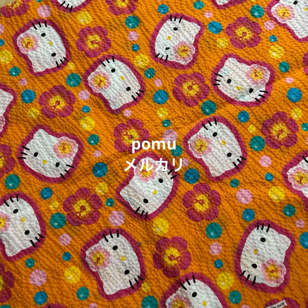 キティ　ちりめん　カオハナ　オレンジ　生地　ハギレ