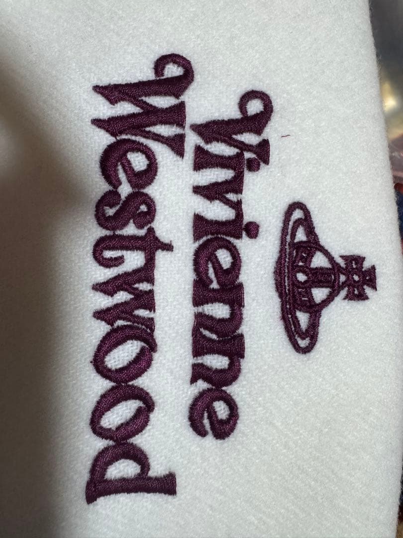 【Vivienne Westwood】 刺繍ロゴマフラー　ホワイト