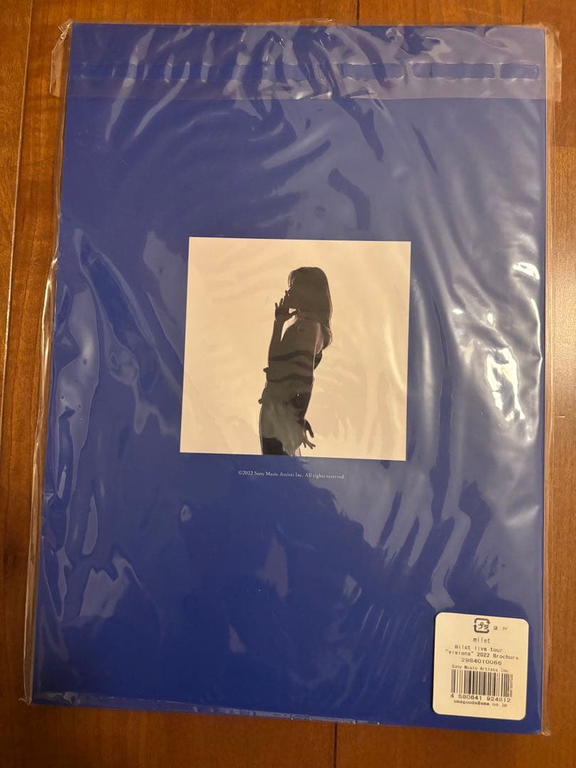 milet live tour visions 2022 フォトブック　写真集