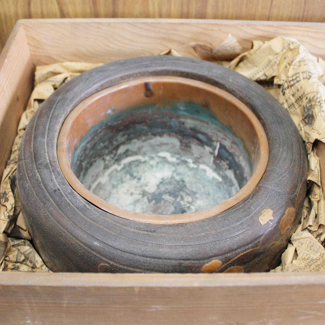 桐火鉢　高蒔絵・螺鈿細工　その１