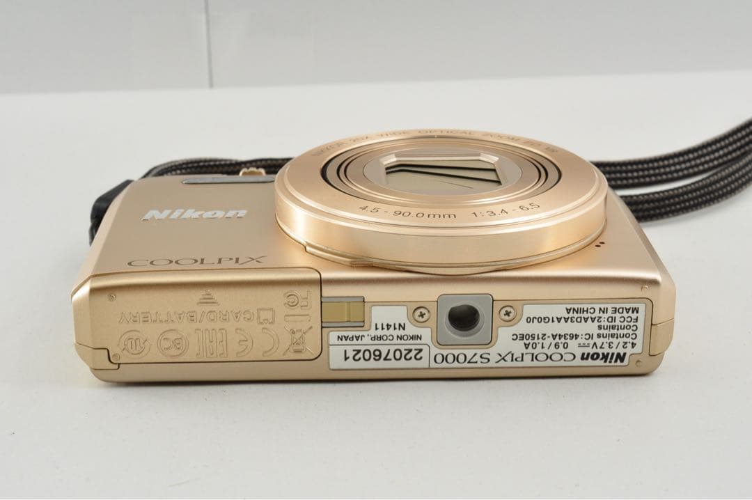 Nikon COOLPIX S7000 ゴールド デジカメ