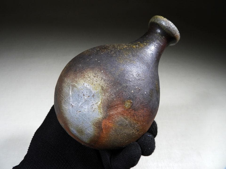 ●貴重 人間国宝 伊勢崎淳 備前焼 徳利 日本酒 栞 共布 共箱 高さ14cm