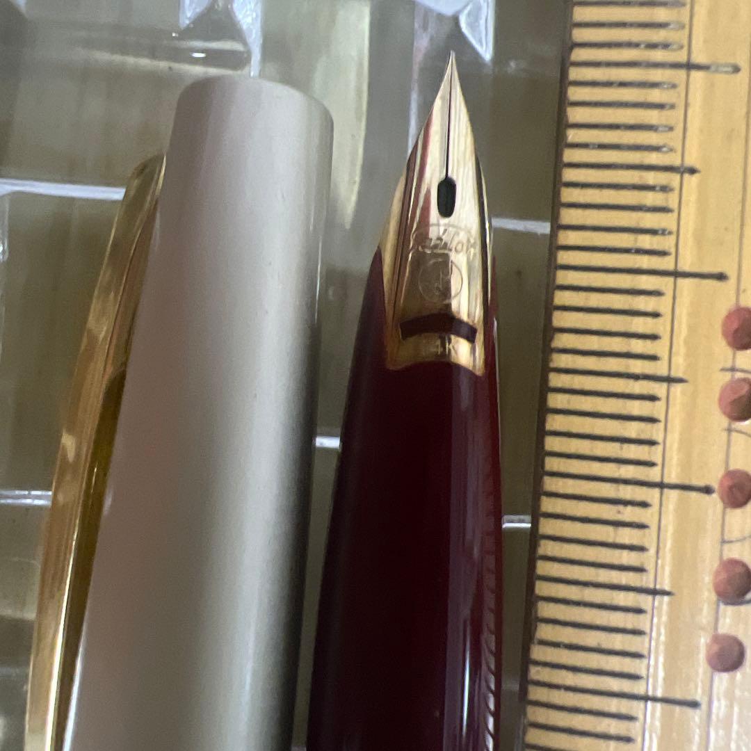 SAILOR廃盤品 万年筆　赤　14k細