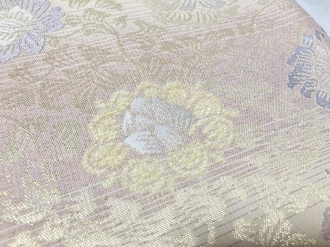 未使用 新小石丸 西陣織 牡丹唐草 袋帯 金 クリーム ピンク 紫 水色 700