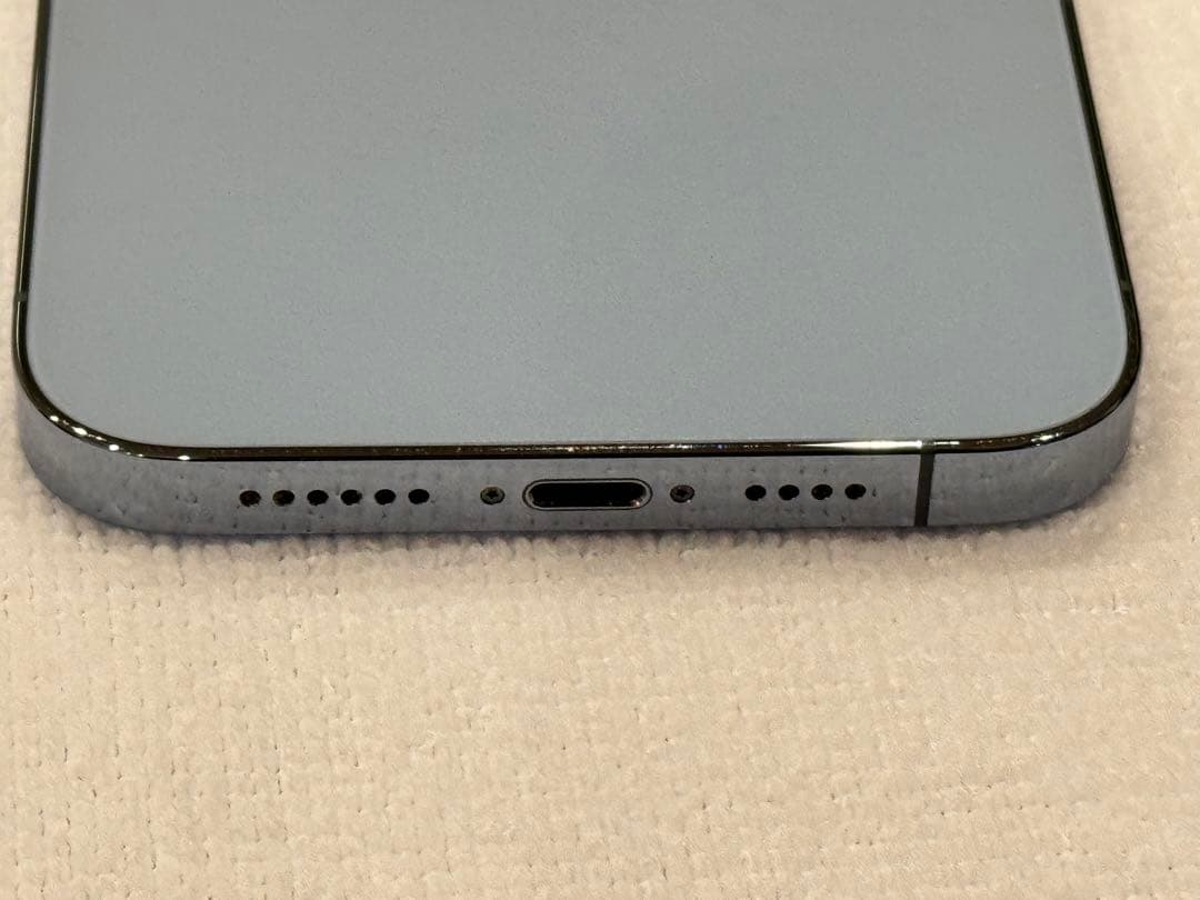 Apple iPhone 13 pro MAX 本体 ライトニングコネクタ不良