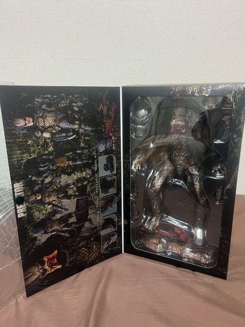 プレデター 1/6スケールフィギュア