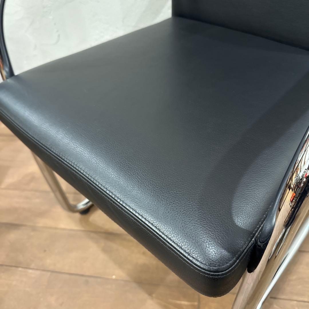 Vitra Visasoft カンチレバーチェア